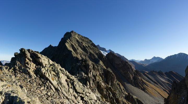 début de l'arête...