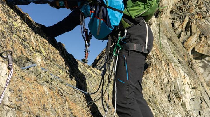 Passage au point le plus bas de l'arête.