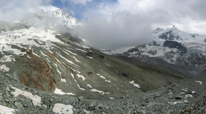 Sous le Weisshorn, au col Milon