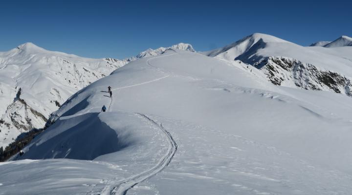 En montant vers la tête du Cretet