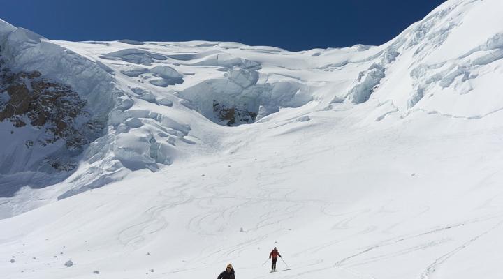 Fin de la face nord, déjà près de 800m de descente.
