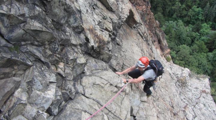 Escalade en Vanoise. La voie des Lépreux falaise Pontamafrey