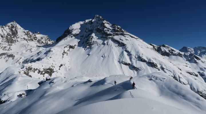 Randonnée à ski vers le Ruito