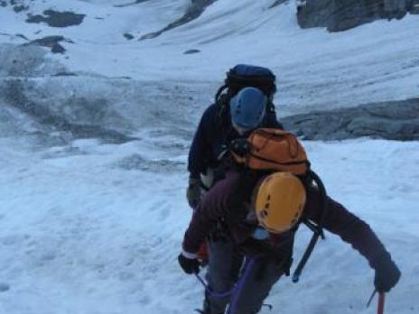 En montant le glacier de la Vuzelle