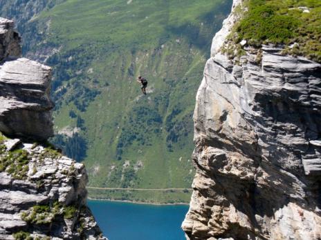 via ferrata rocher du vent guide des arc