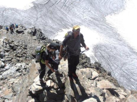 le sommet de la traversière avec les guides des Arcs