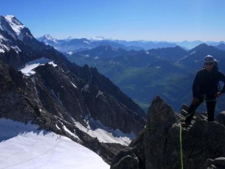 Franck avec les Grandes Jorasses, le Grand Combin, le Cervin, le Mont rose