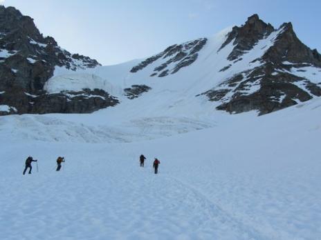 Grand Paradis montée par le glacier Lavaciau