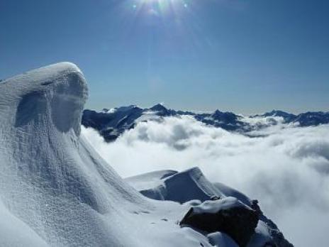 Au sommet du Dôme de la Sache