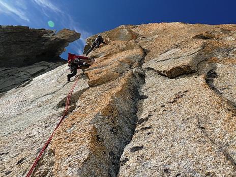 Cache-cache. Longueur 4
