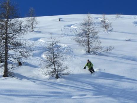 Hors piste à Sainte Foy descente du col du Granier