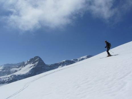 Ski de randonnée aux Arcs - Descente vers Peisey Vallandry