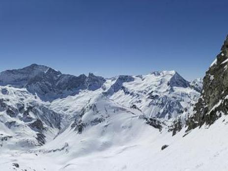 Descente sous le Becqui rouge.