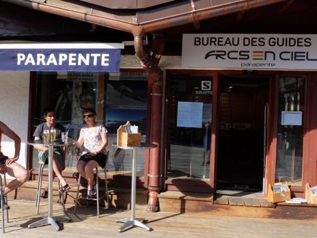 Gilles président du bureau, Philippe de Arc en Ciel et Sylvaine