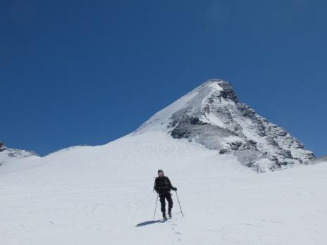 En descendant sur le glacier