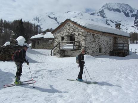 Hors piste à Sainte Foy Tarentaise le village du Monal