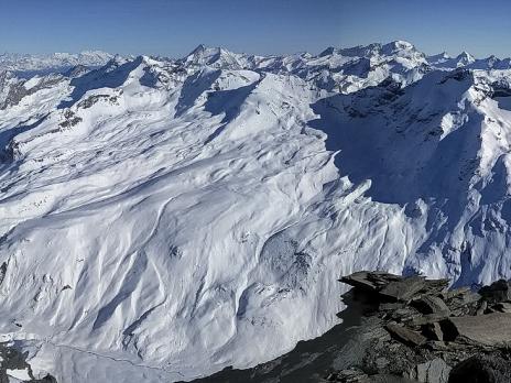 Panorama sur le Valgrisenche depuis la pointe de Nancruet.