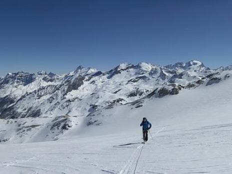 Sur le glacier de Golette en allant vers la Traversière.