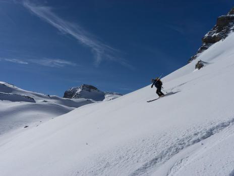 Descente sur Tälliseeli