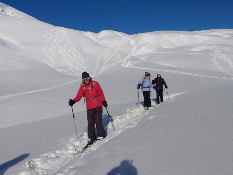 Les Arcs ski hors piste - descente sur la vallée de Peisey