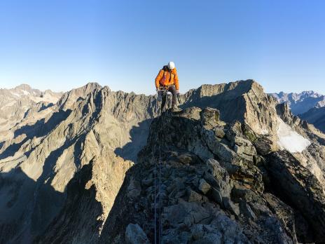 Juste avant la partie sommitale de l'arête, plus raide.