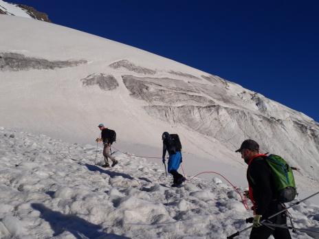 En montant à l'Albaron