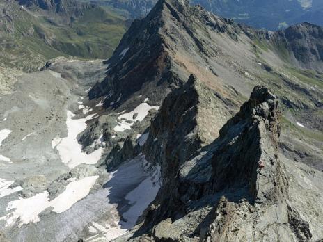 Dans le dernier petit raidillon sous le sommet.
