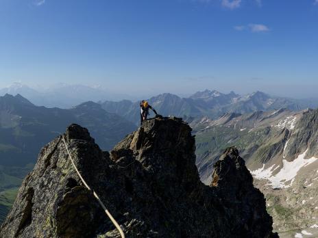 Tout près du sommet de l'aiguille de Bellaval.