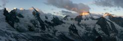 lever de soleil sur Obergabelhorn, Dent blanche et grand Cornier : c'est classe!!