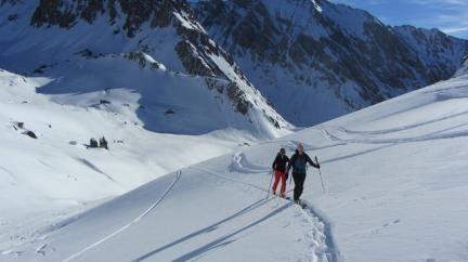 Ski de randonnée dans le Beaufortain, le col de la Charbonniére