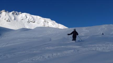 Les Arcs ski hors piste - descente sur la vallée de Peisey