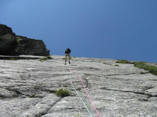rappel dans le secteur à Picou à la grande falaise de seloge