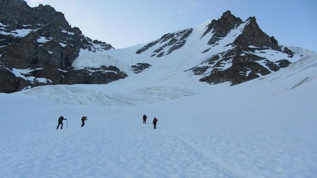 Grand Paradis montée par le glacier Lavaciau