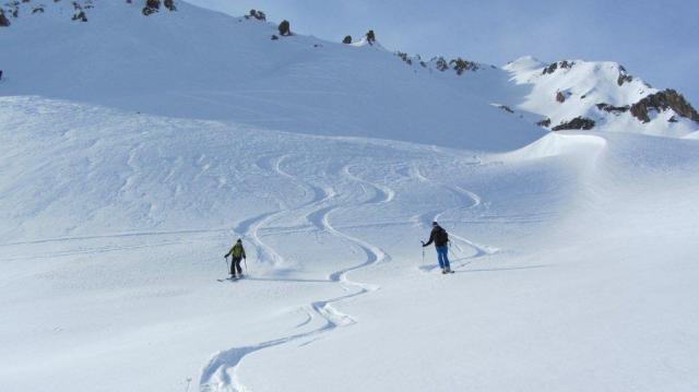 Ski de randonnée neige poudreuse - massif du Beaufortain