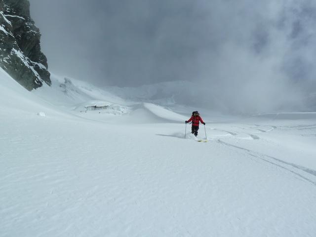 Descente sur le glacier du Geay.