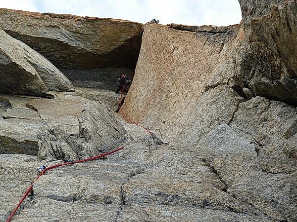 Cache-cache. Longueur 5