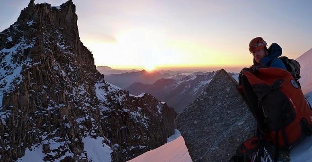 Au lever du jour au col de montandayné.
