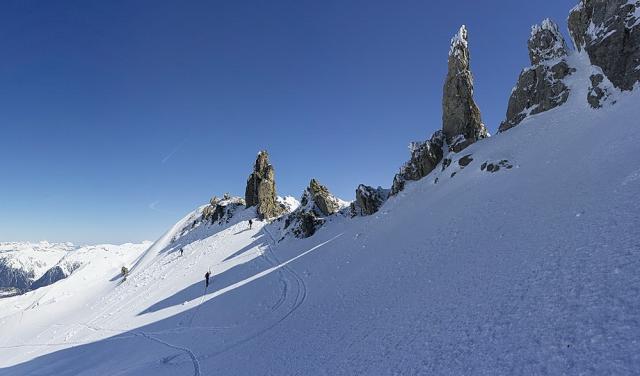 Le col Tutu, au pied de la Pierra Menta.