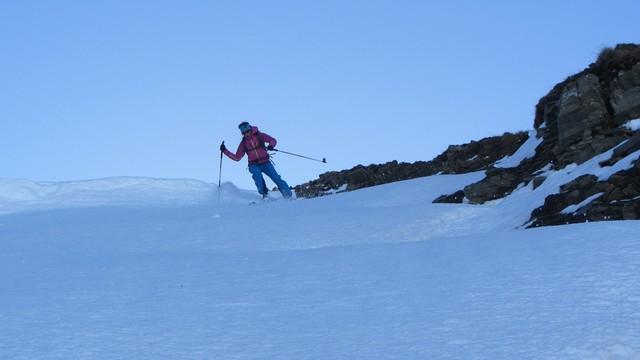 Ski de rando dans le Beaufortain couloir Ouest en dirction de Parozan