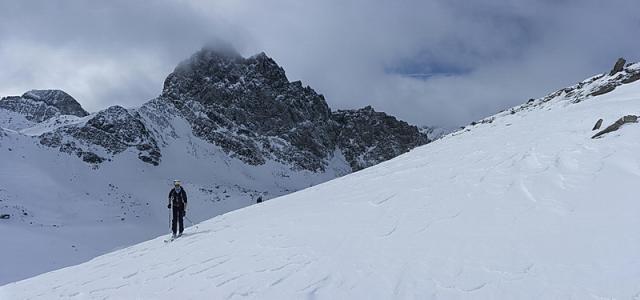 Dans le vallon supérieur à l'approche de la tête de Malacoste.