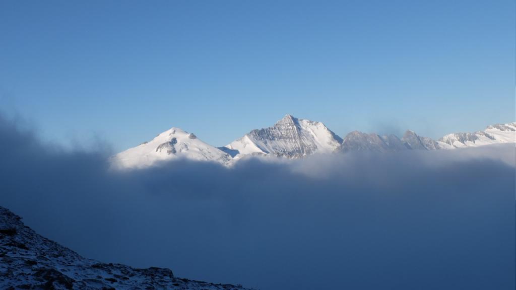 En montant le temps se dégage. La Grand Motte et la Grande Casse
