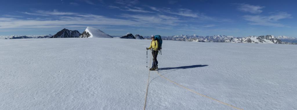 l'immense plateau sommital du dômes des Nants.