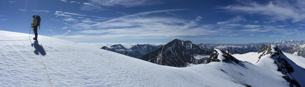 Sommet de l'Arpont et vue sur les arêtes du Génépi.