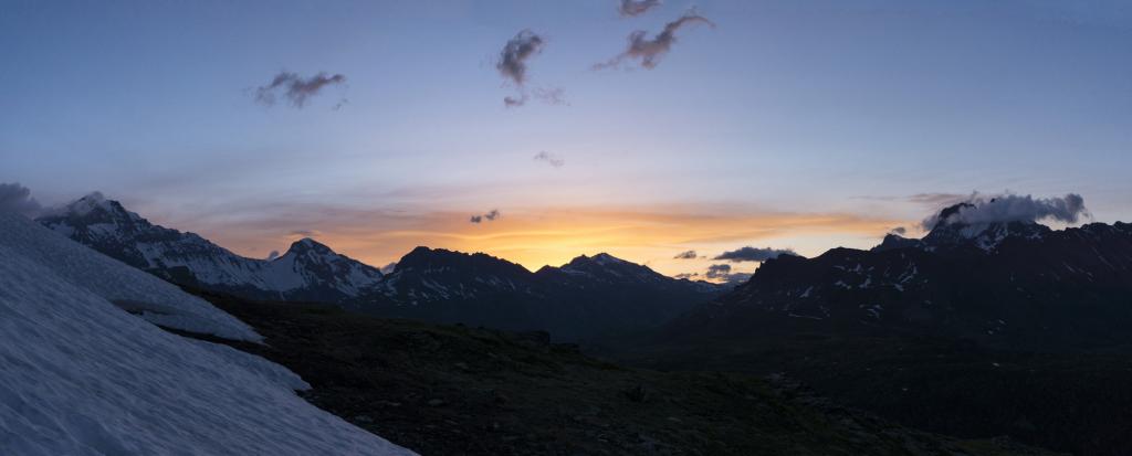 lever du jour sur le vallon de la rocheure.