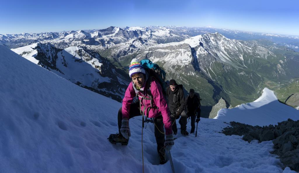 Su l'arête sommitale.