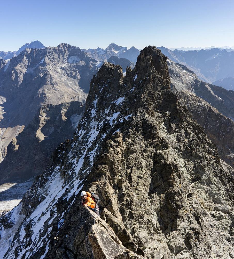 Très beau rocher à l'approche de la brèche Escarra.