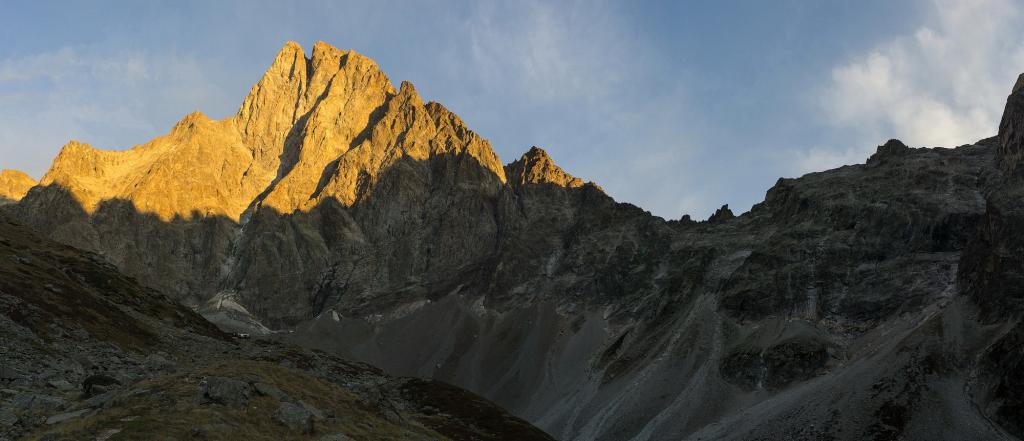 La face nord de l'Olan en arrivant au refuge de Fond Turbat.