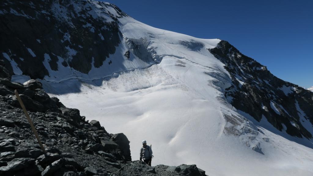 Descente. Au col des Roches